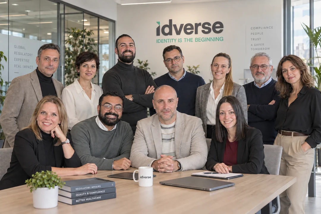 Equipo de IDVERSE.